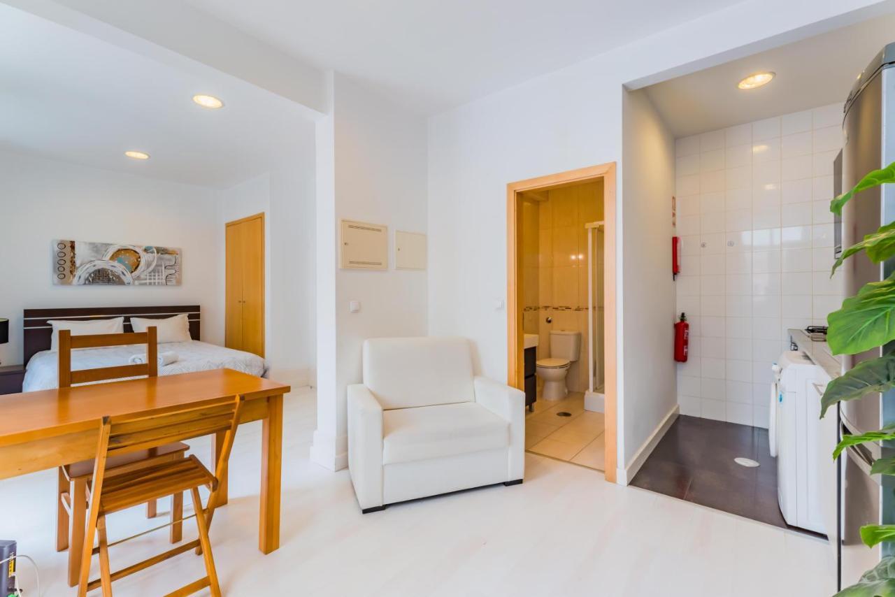 R3 - Coimbra Lovers - Mondego Suite Buitenkant foto